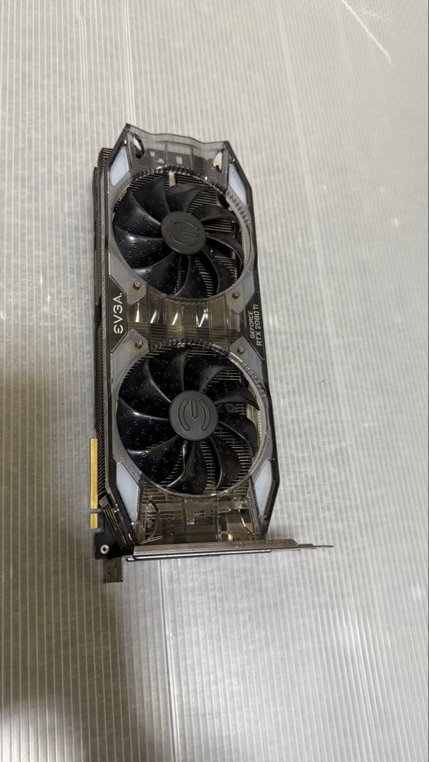 EVGA GEFORCE RTX2080Ti グラフィック￼￼これは動作します。