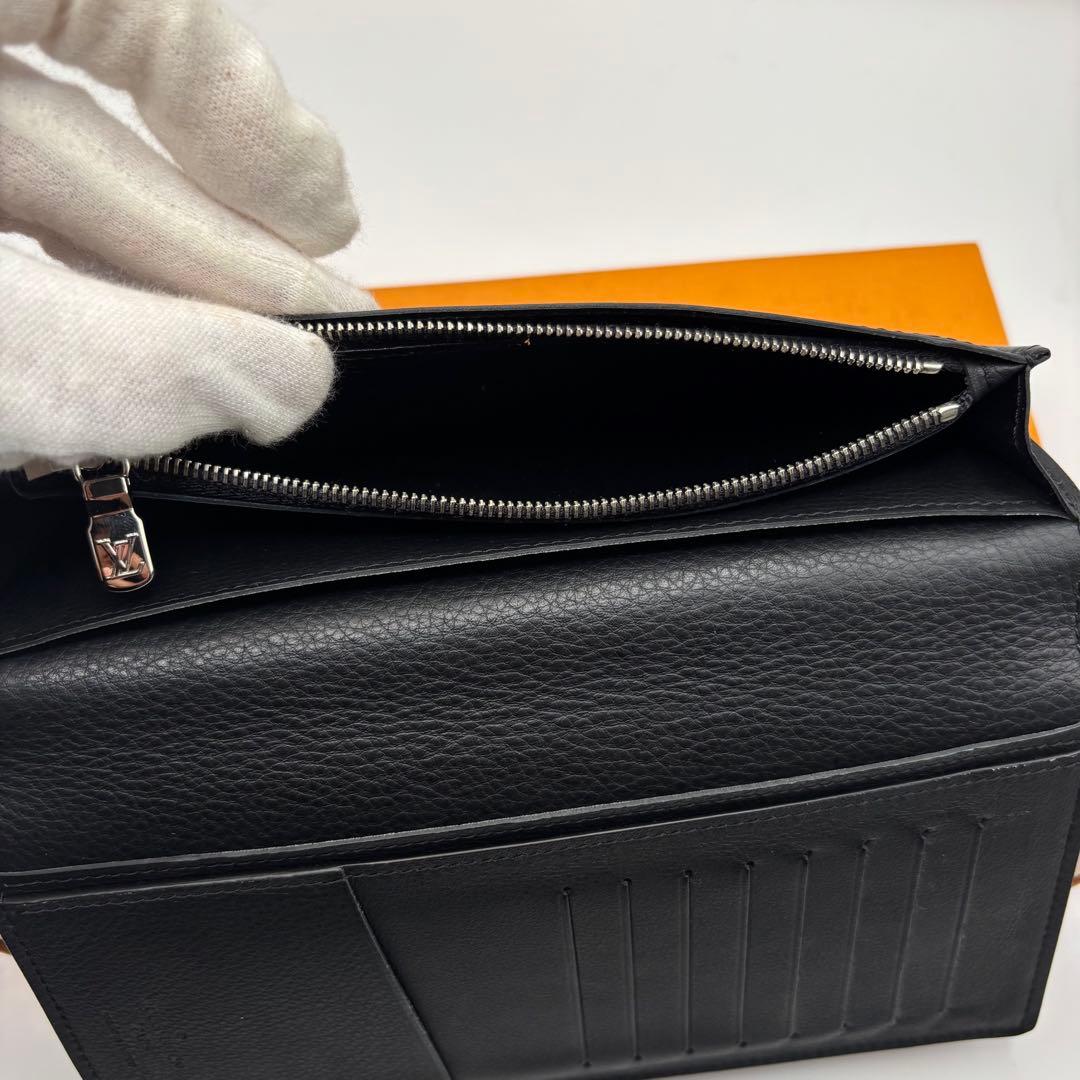 LOUIS VUITTON M58192 ブラック財布 ウォレット レザー 本革