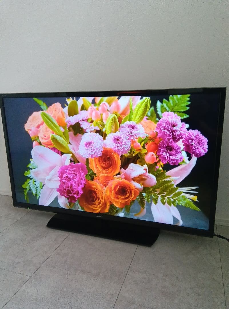 美品 フルHD40型シャープLED液晶テレビ アクオス