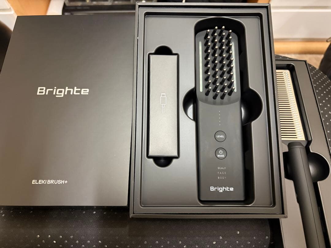 美品 Brighte ELEKI BRUSH+ 美顔器