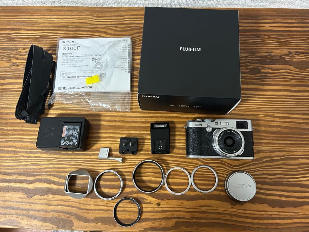 Fujifilm X100F シルバー ＋ SQUAREHOOD Mk.Ⅱ