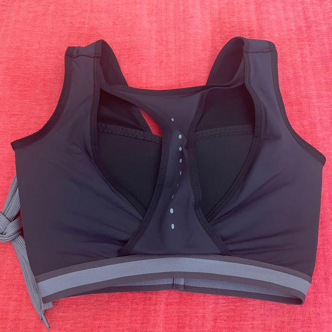 新品　未使用　N7 スポーツブラ　ブラック