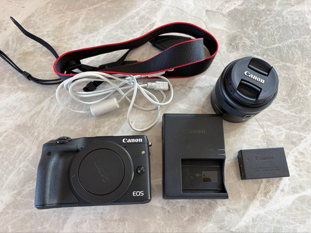 canon EOS M3 カメラ