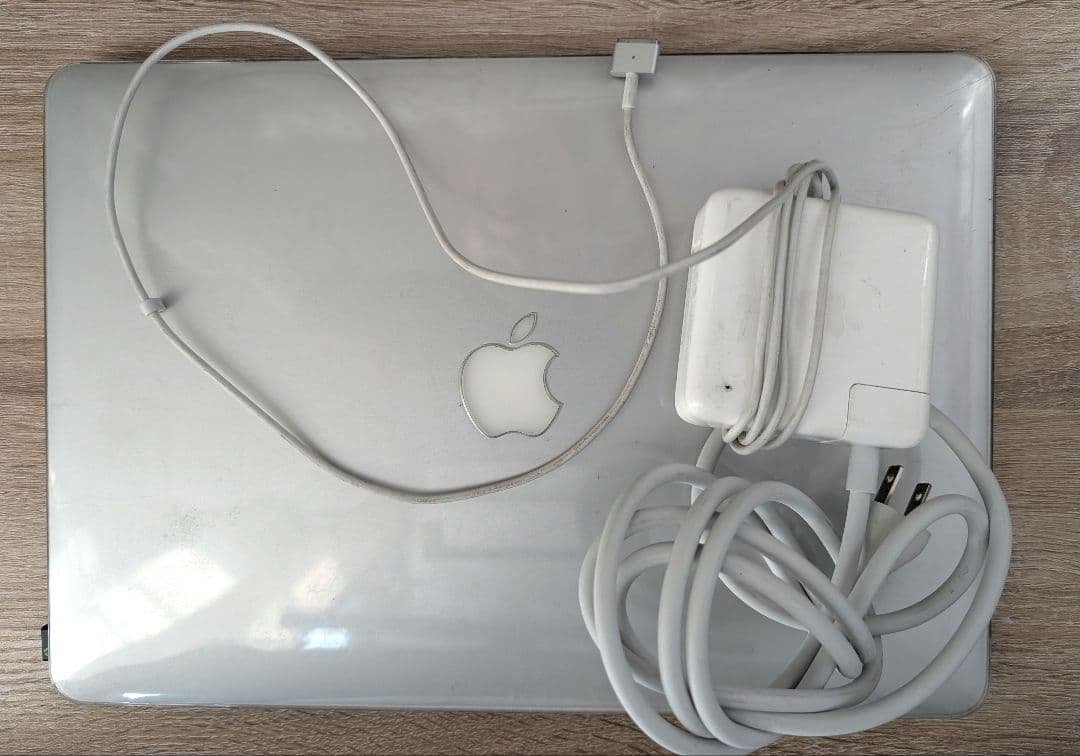 MacBook本体 15.4 inch MacBook Pro (Retina, Mid 2012)