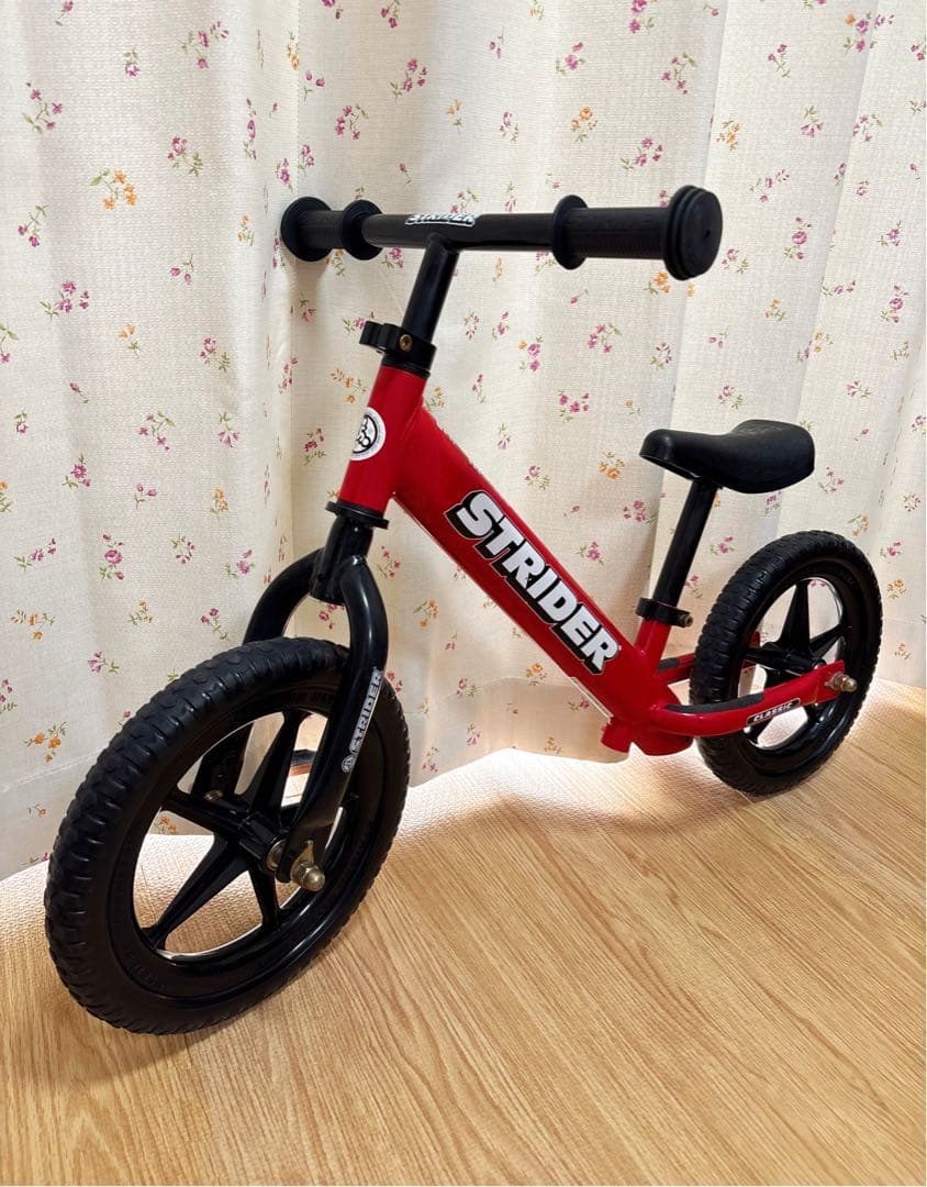 STRIDER ストライダー クラシック バランスバイク 赤 レッド 正規