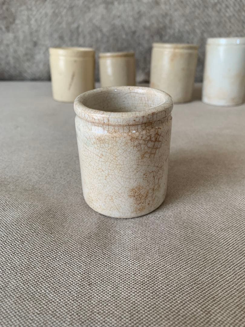 フランスアンティーク　小さな陶器のボトル5個セット