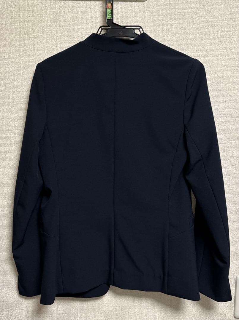 プラステ　セットアップ　ノーカラー　スーツ