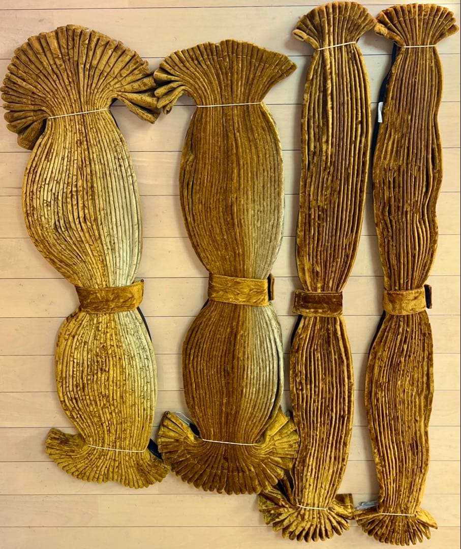 チンチラ　ゴールド　カーテン　デコトラ 金華山　ダッシュマット　値下げ可能