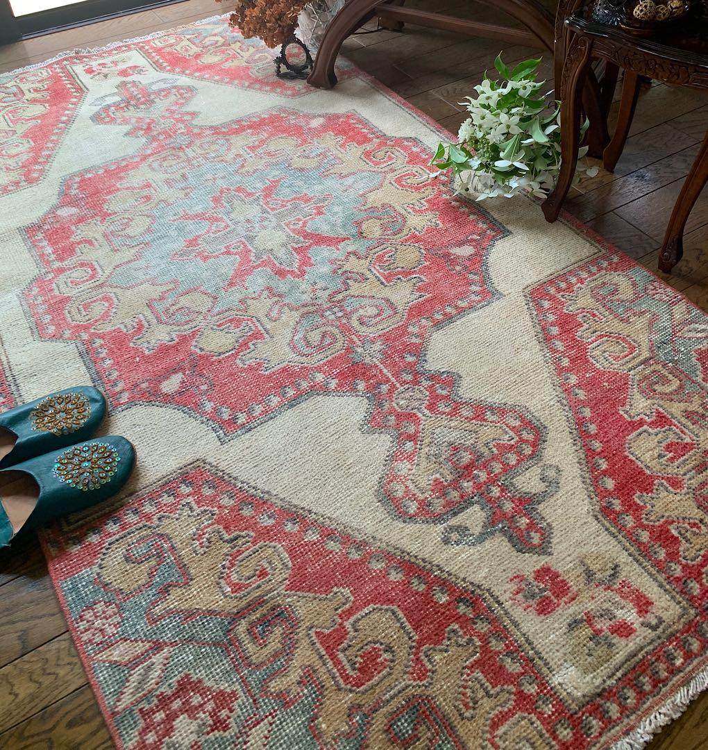 リリー　プロフ必読^ - ^様　アヴァノスラグ　トルコヴィンテージラグ