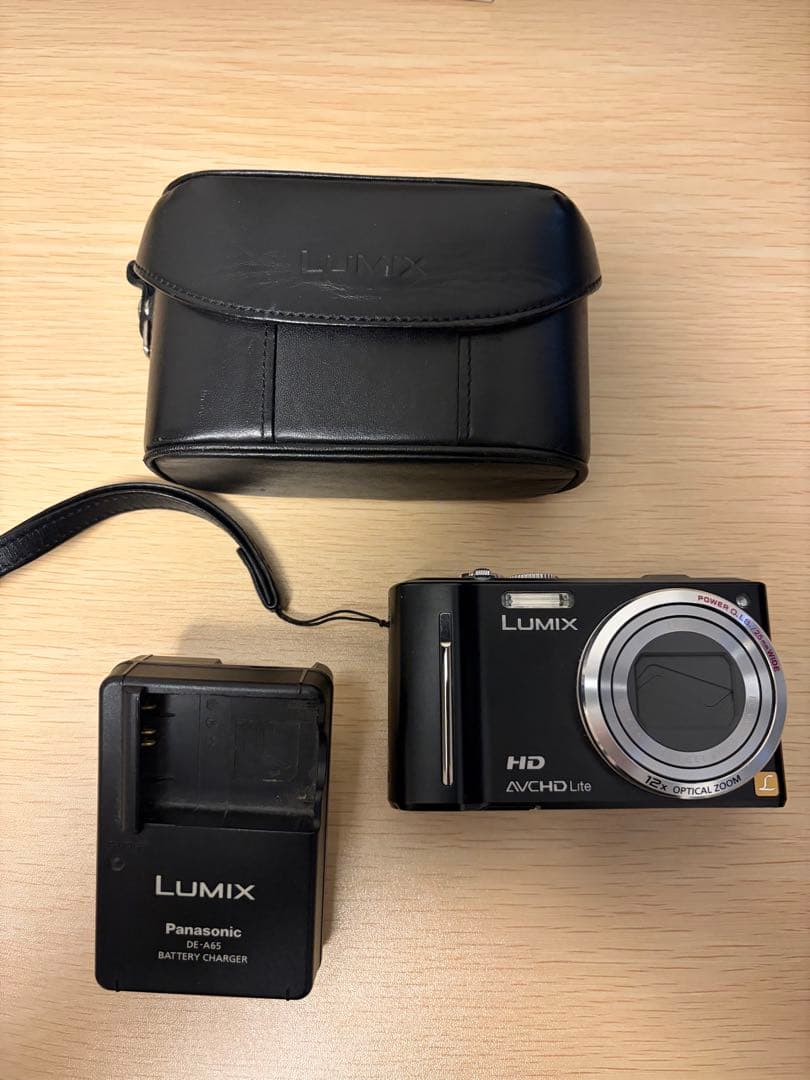 【動作確認済み／準美品】LUMIX DMC-TZ10 バッテリー＋ケース付き