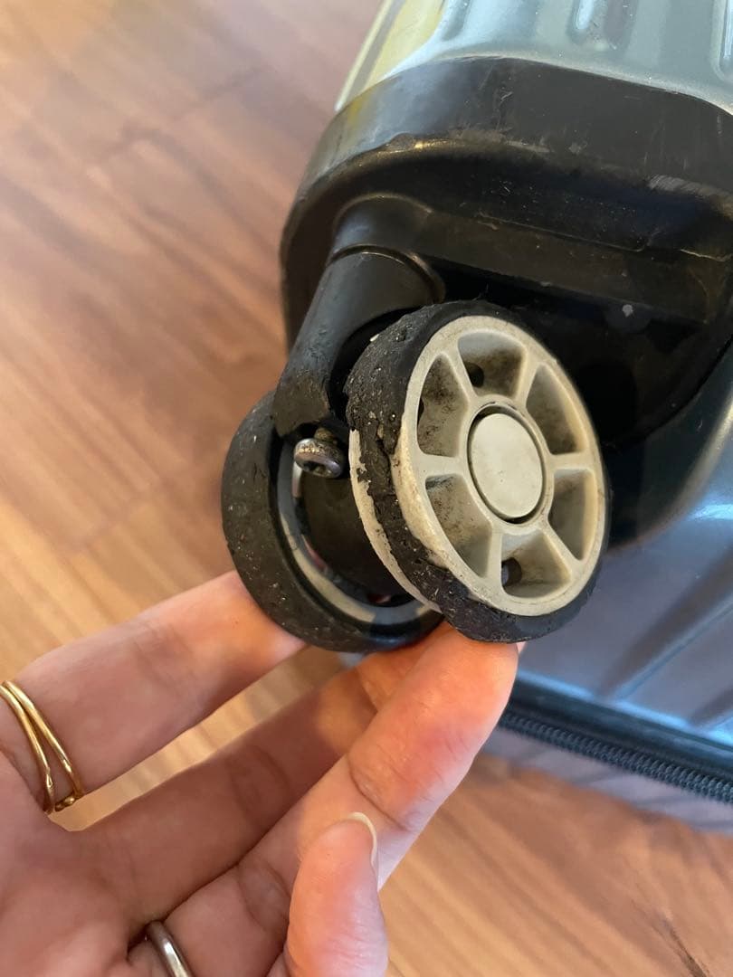 リモワ、サルサエアー、4輪、正規品証明