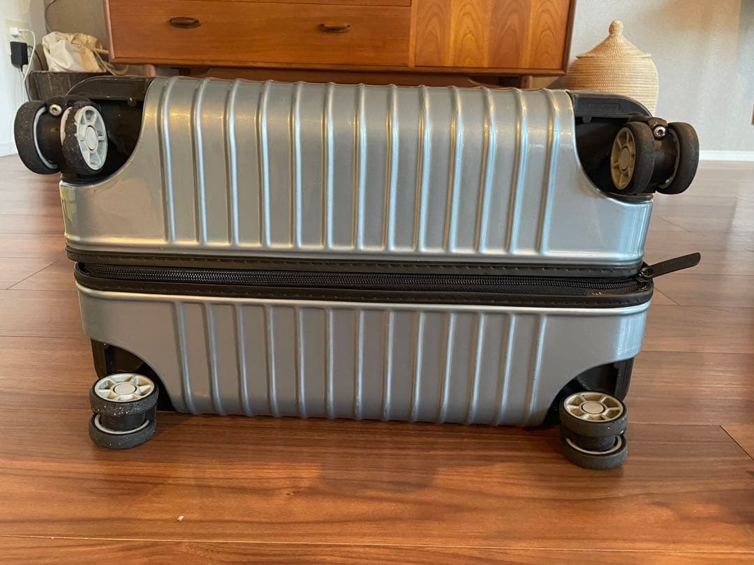 リモワ、サルサエアー、4輪、正規品証明