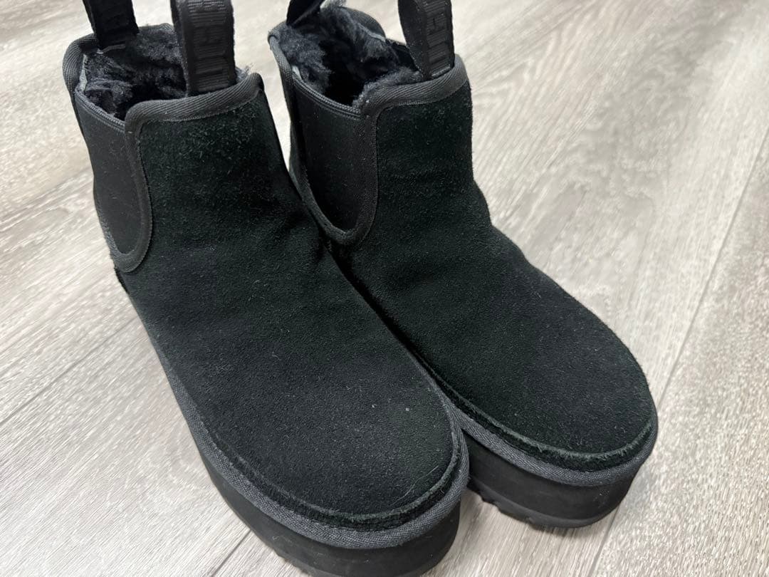 UGG Neumel Platform Chelsea Boot 22センチ