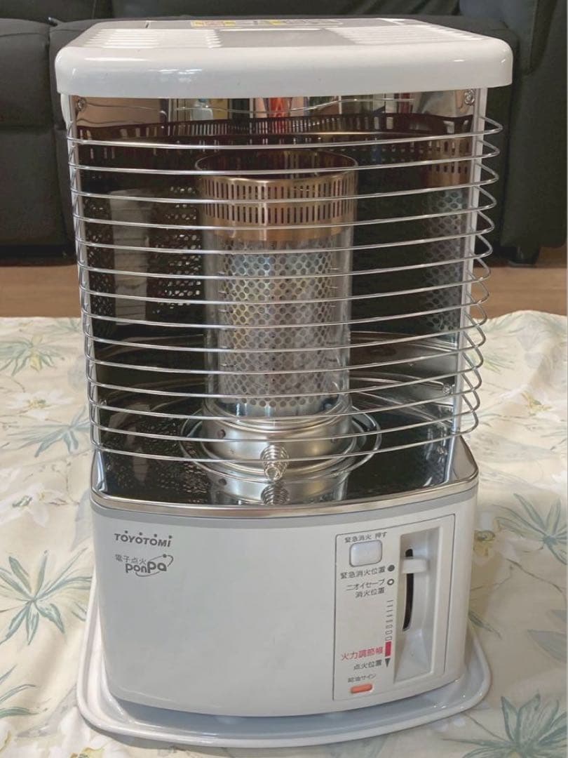 トヨトミ 石油ストーブ 24年製