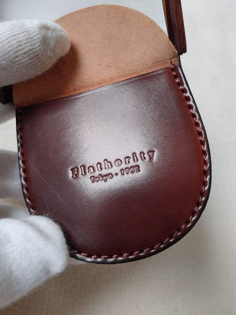 Flathorityシェルコードバン　ホーウィンシェルコードバン馬蹄型小銭入れ