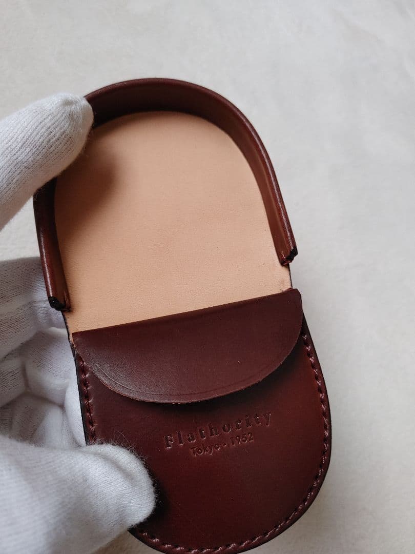 Flathorityシェルコードバン　ホーウィンシェルコードバン馬蹄型小銭入れ