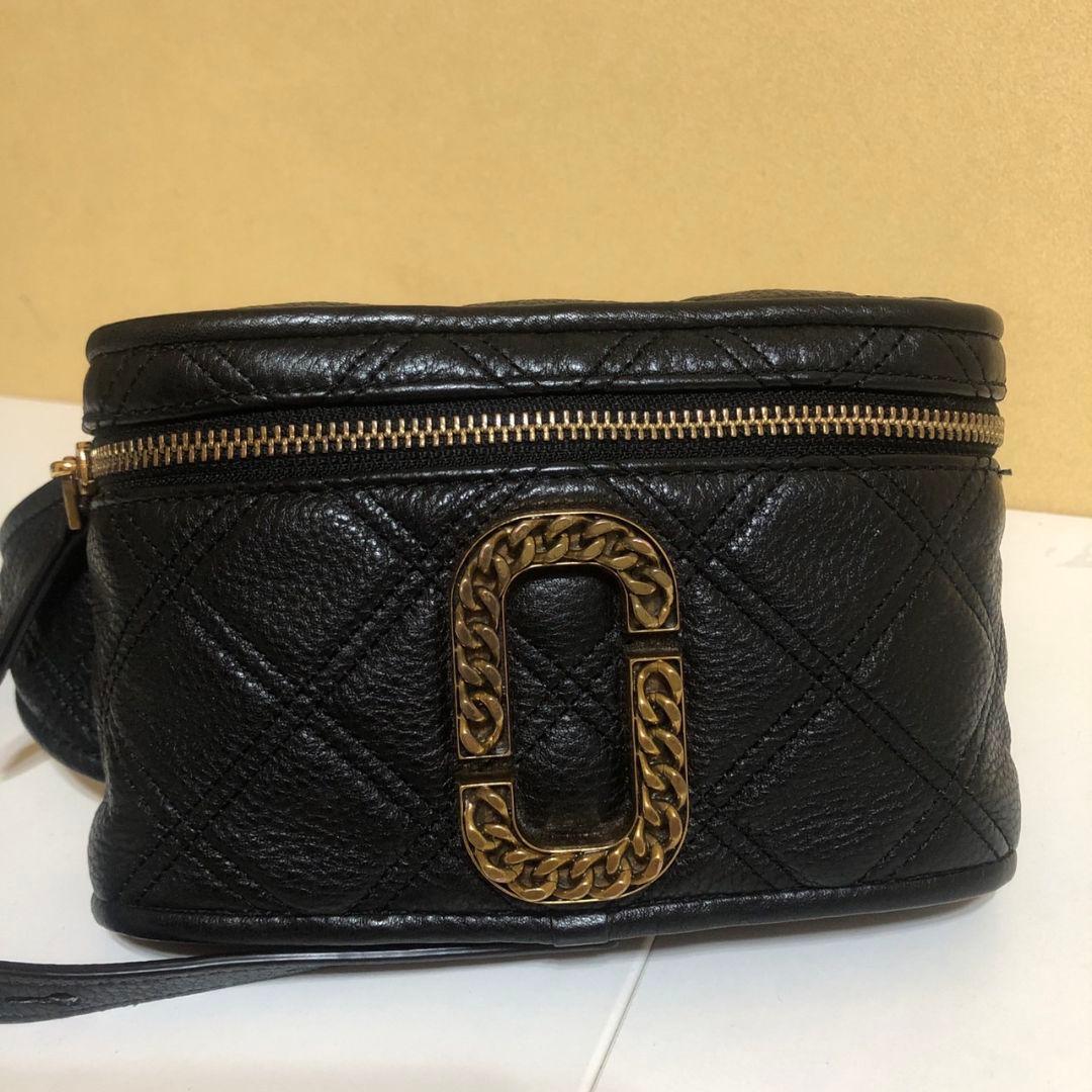 マークジェイコブス　ブラックレザー ボディバッグ・ウエストポーチ