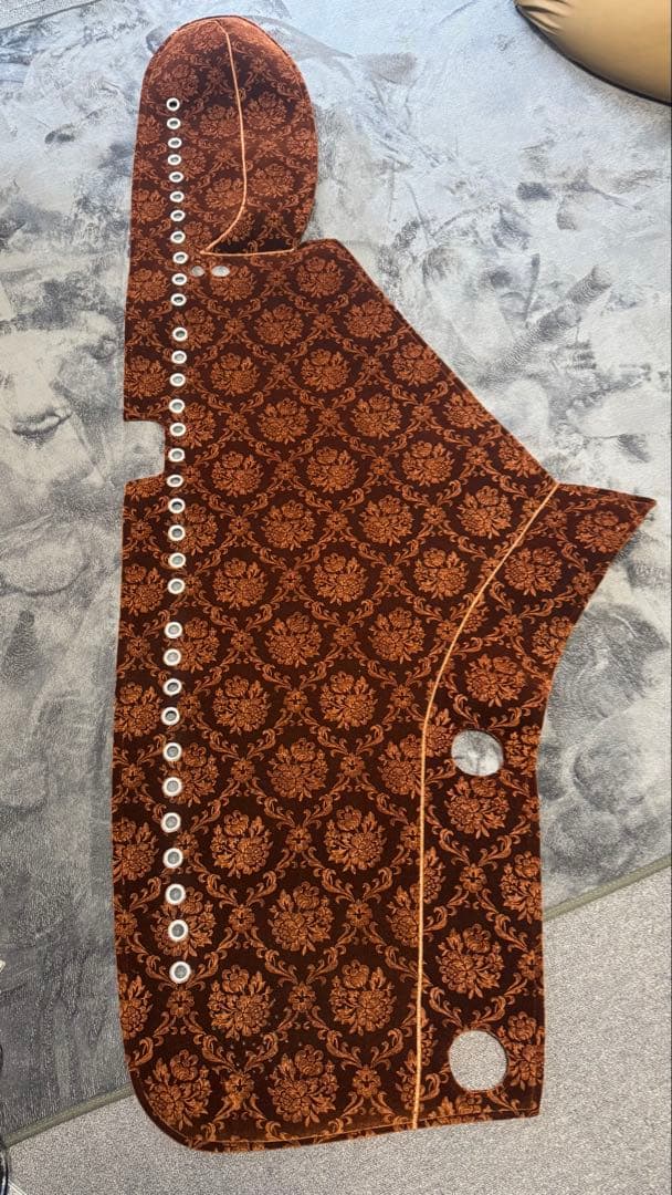 17プロフィア ダッシュマット ローレルブラウン 助手席前延長