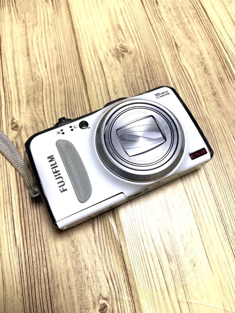 デジタルカメラ FUJIFILM FINEPIX F600EXR