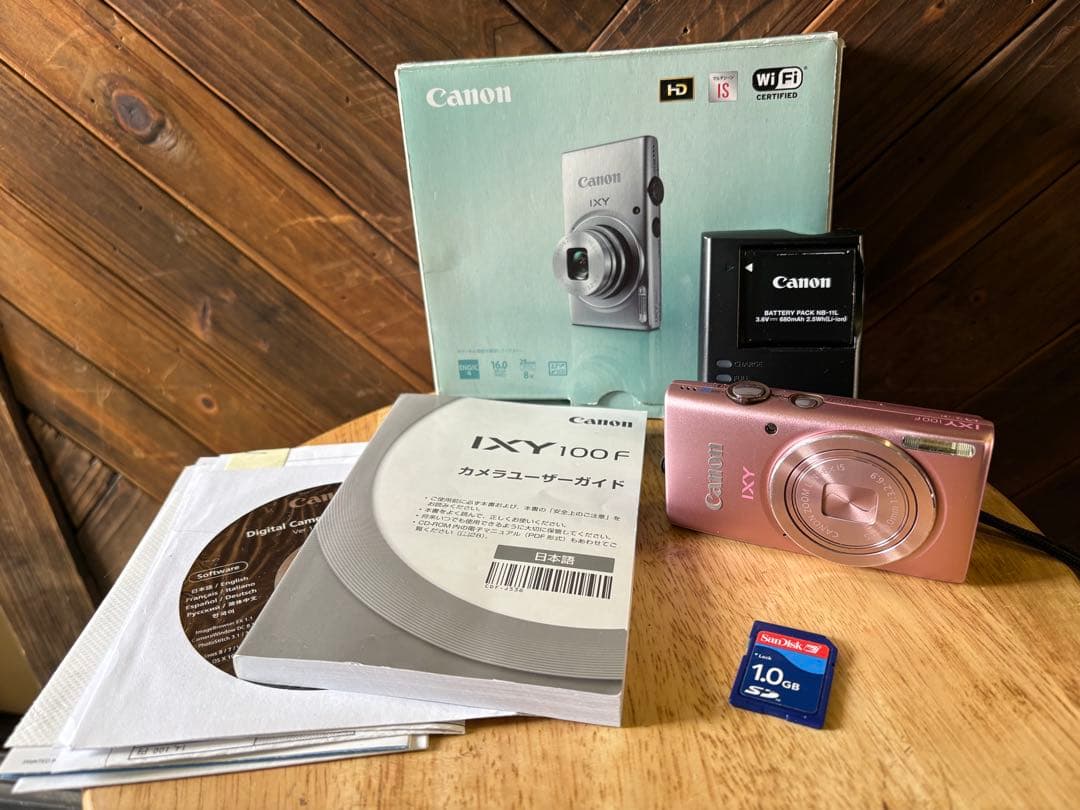 Canon IXY 100F ピンク 本体と付属品