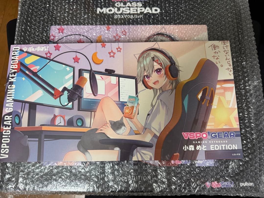 VSPO! GEAR ゲーミングキーボード ガラスマウスパッド　小森めと