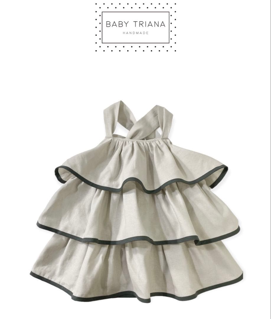 フリルワンピース