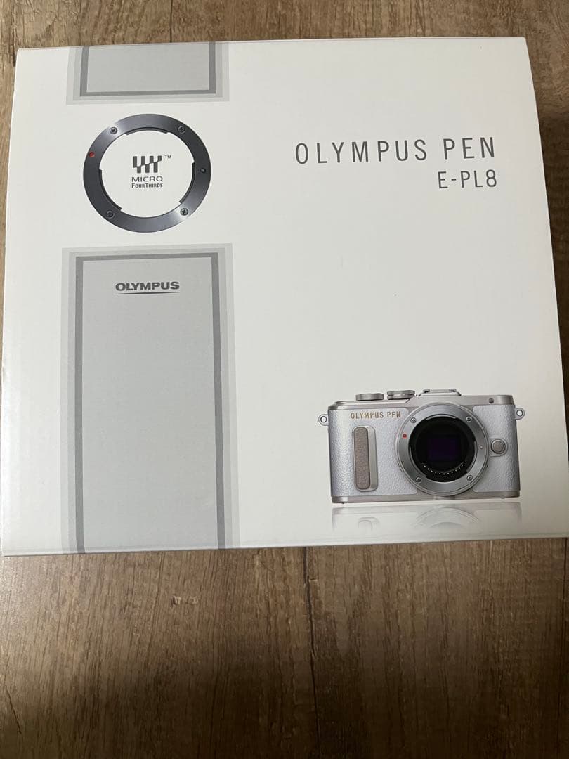 OLYMPUS PEN ミラーレス一眼カメラ　E-PL8 望遠レンズ