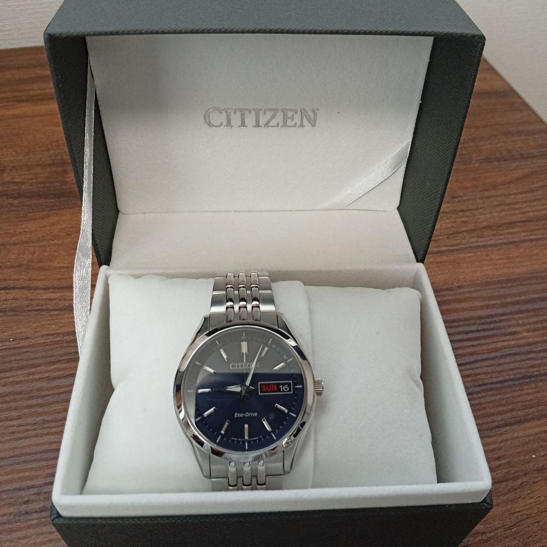 CITIZEN Eco-Drive ネイビー 時計