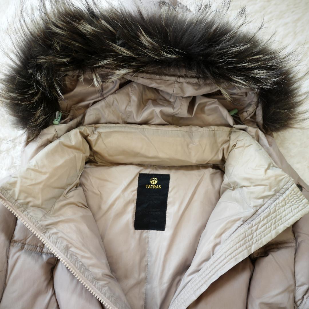 【良品】TATRAS　ダウンコート　Aラインシルエット　Sサイズ　グレージュ