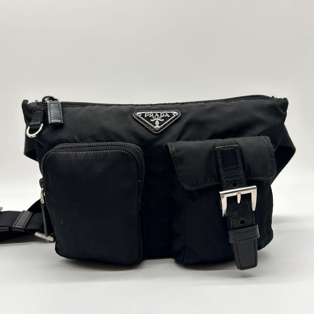 【新型 美品】PRADA プラダ ボディバッグ テスートナイロン 三角ロゴ 黒
