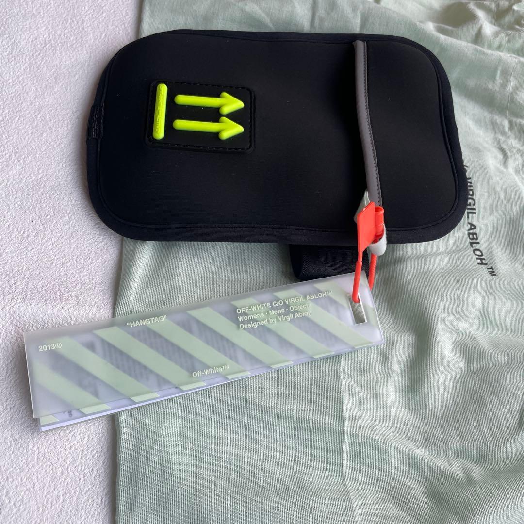 Off-White オフホワイト ポーチ　ARM　Pouch　ミニバック