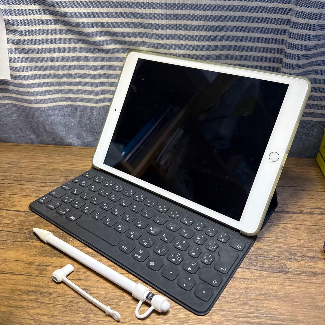 第7世代iPad＋純正キーボード＋Apple Penci第一世代l付き