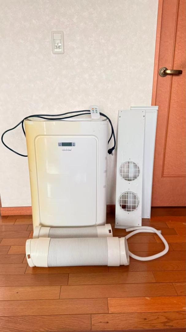 トヨトミ スポット冷暖エアコン TAD-22EW 14年 直接引取