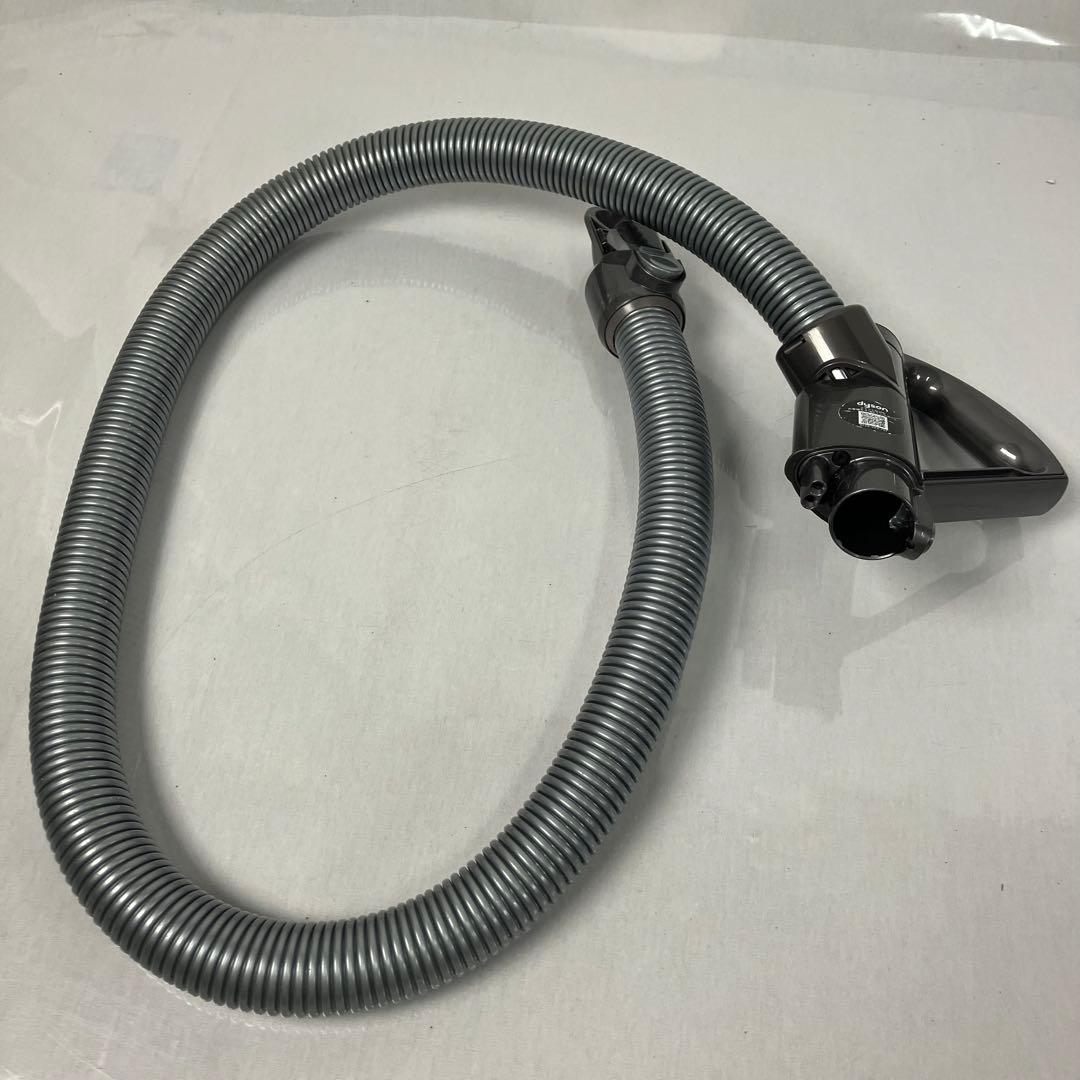 □ dyson ダイソン電気掃除機 CY24