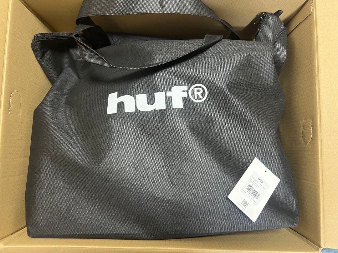 HUF ハフ 福袋 XXL ジャケット他3点入り