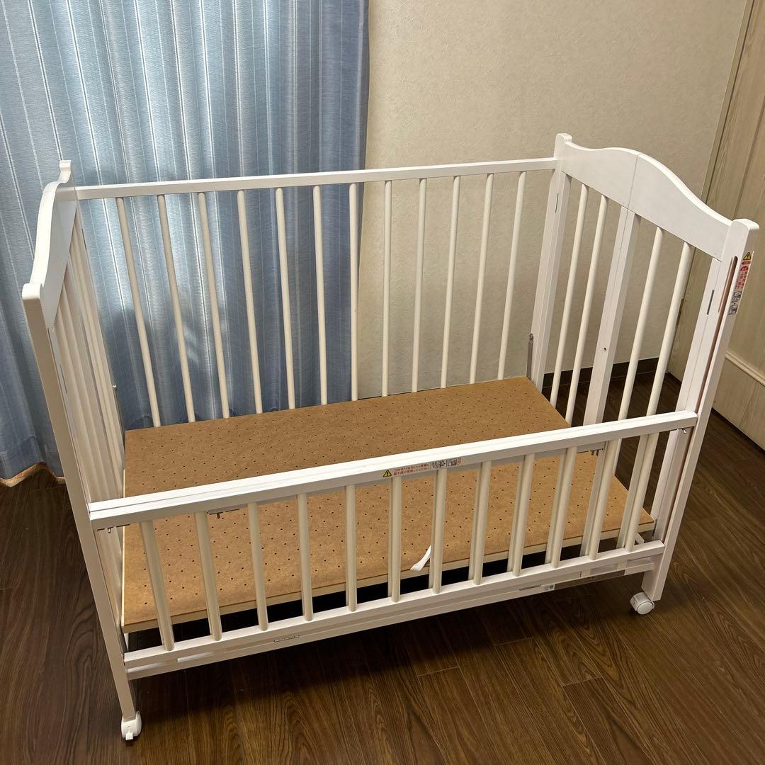 ベビーベッド チェリッシュ　ホワイト　引き取り希望　配送相談