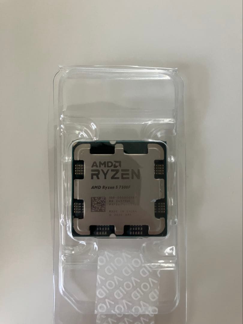 AMD Ryzen 5 7500F CPU 本体