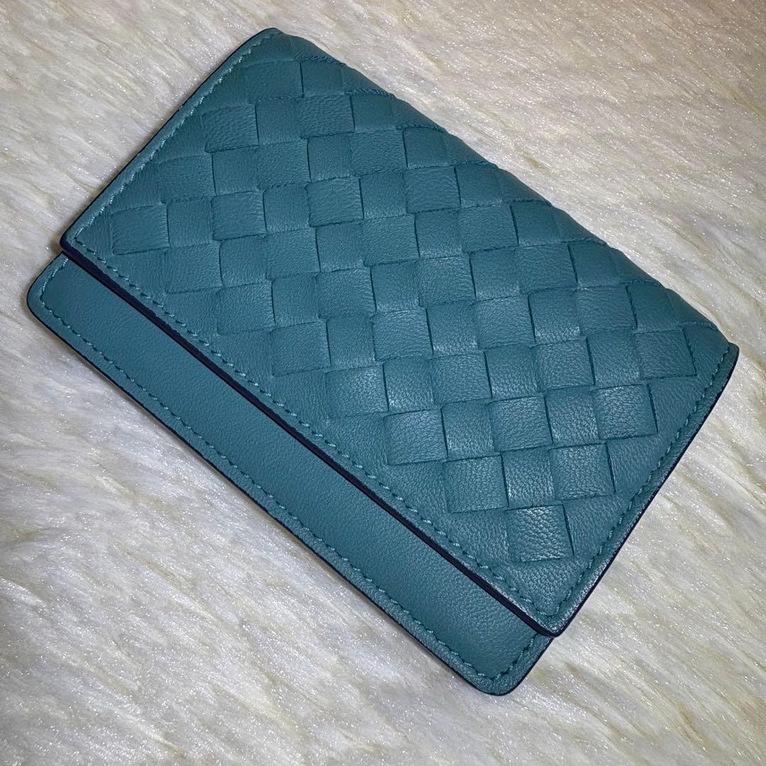 美品 BOTTEGA VENETA イントレチャート 名刺入れ ブルー 系