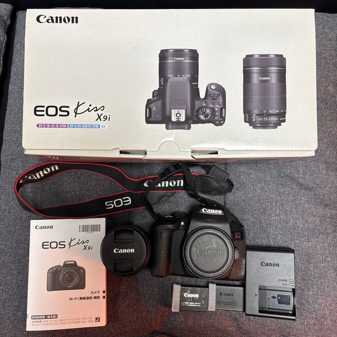 Canon EOS Kiss X9i 本体と付属品
