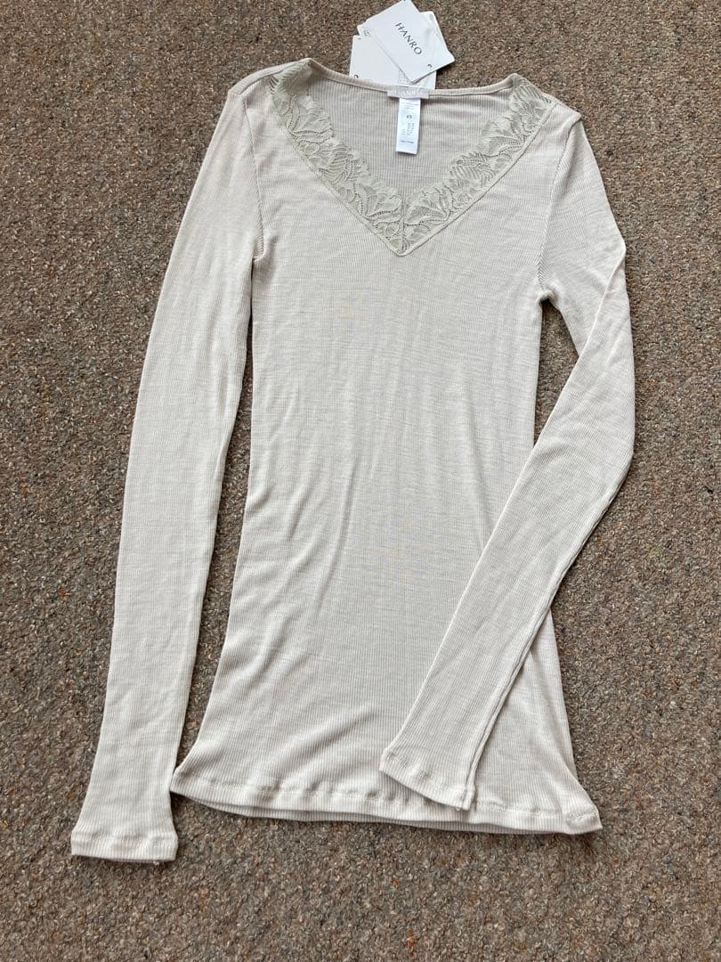 新品未使用HANRO ハンロ　シルクウール リブ編みトップス長袖　XS
