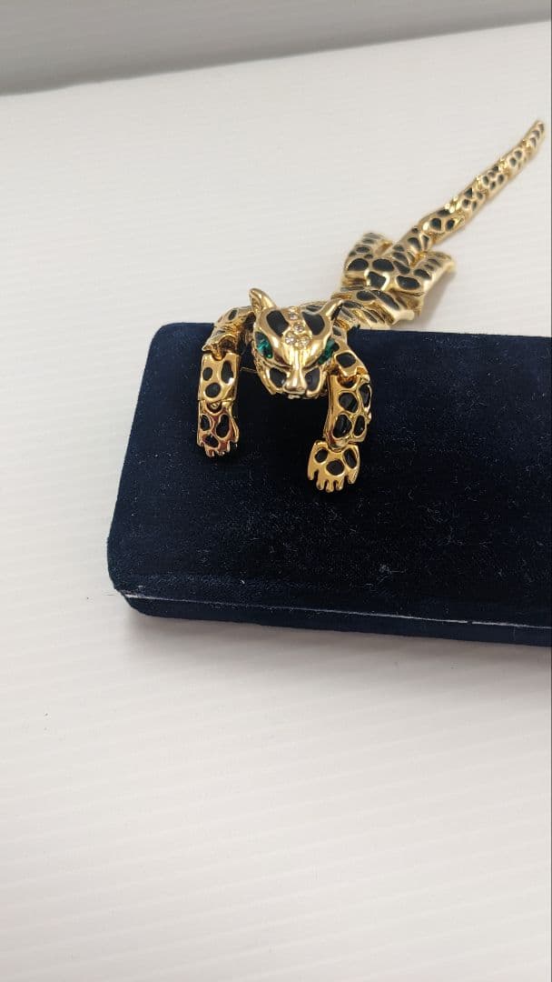 【美品】ヴィンテージ グリーンアイ 豹 ブローチ アクセサリー