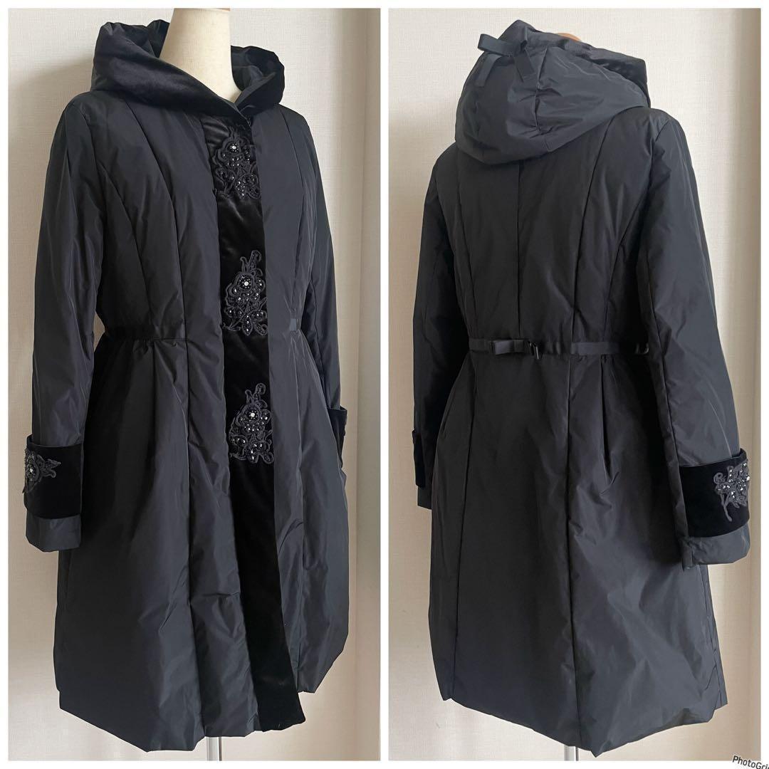 スーパービューティー　レース　フード付きビジューダウンコート　サイズ40