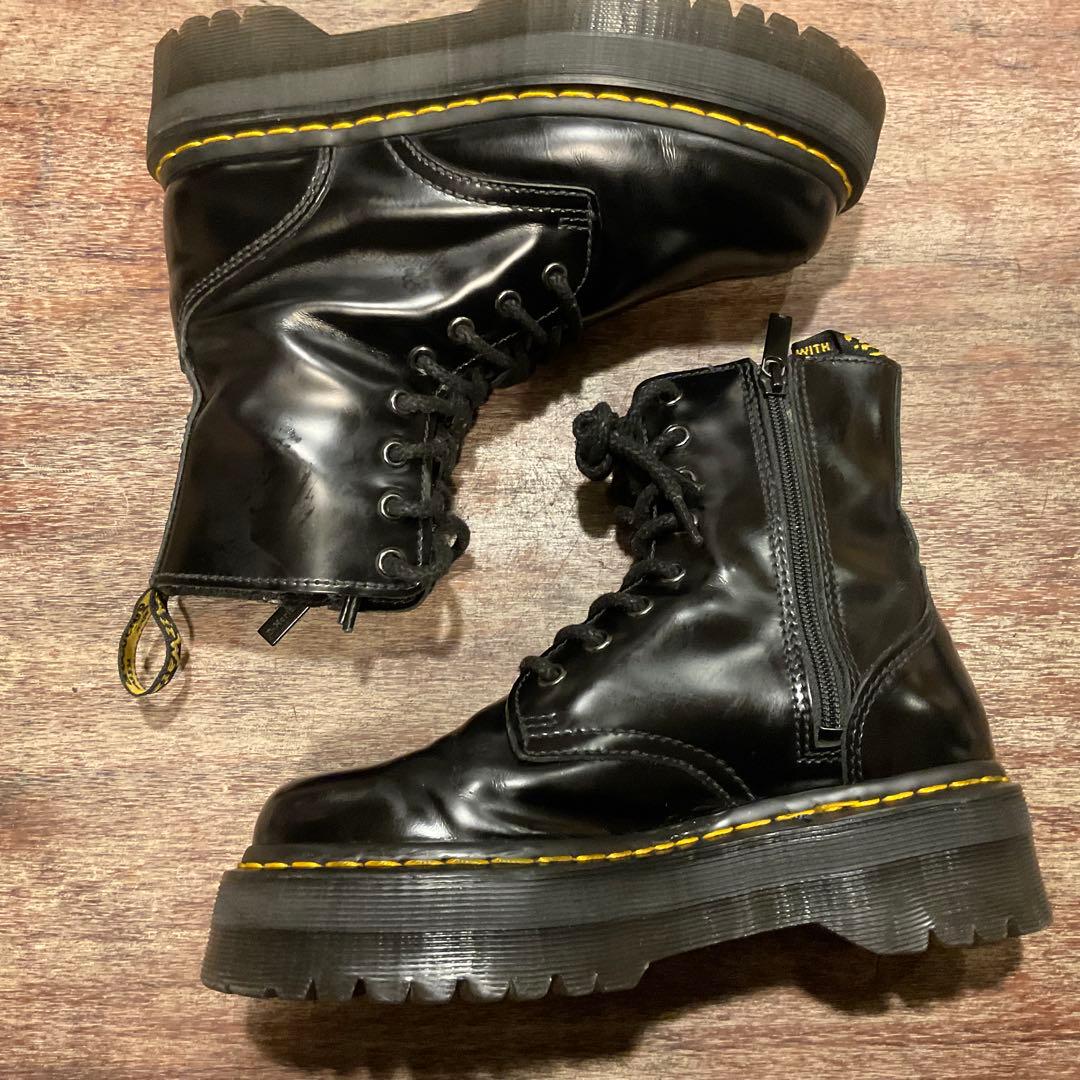 ドクターマーチン ジェイドン 厚底 8ホールブーツ JADON レディース