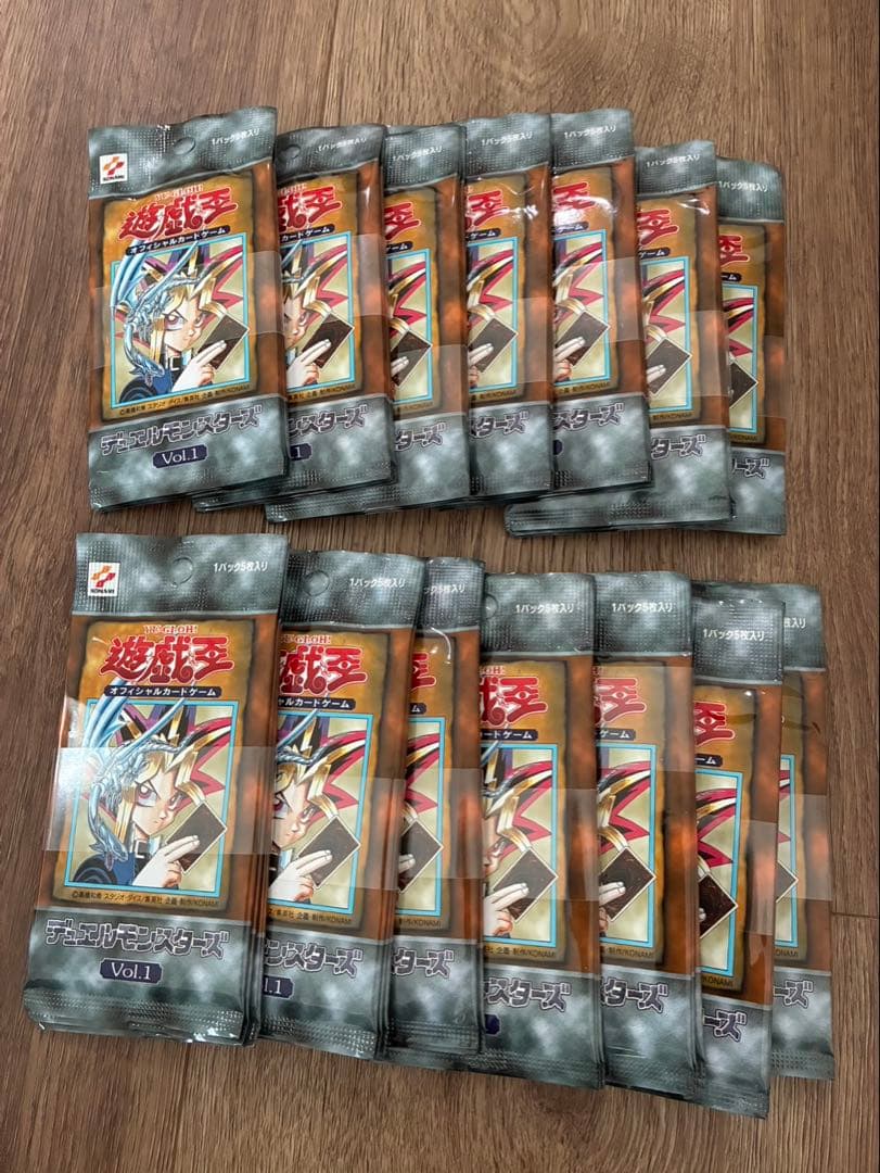 ★新品未開封★ 遊戯王Vol.1 復刻版 未開封 帯付き 3p×14 計42p