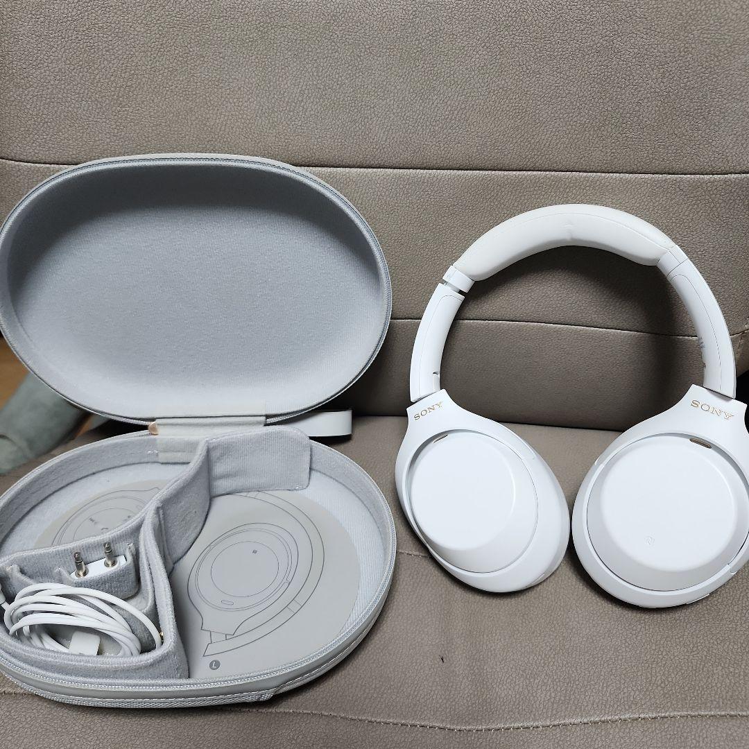 【限定色】SONY ワイヤレスヘッドホン ホワイト　WH1000XM4