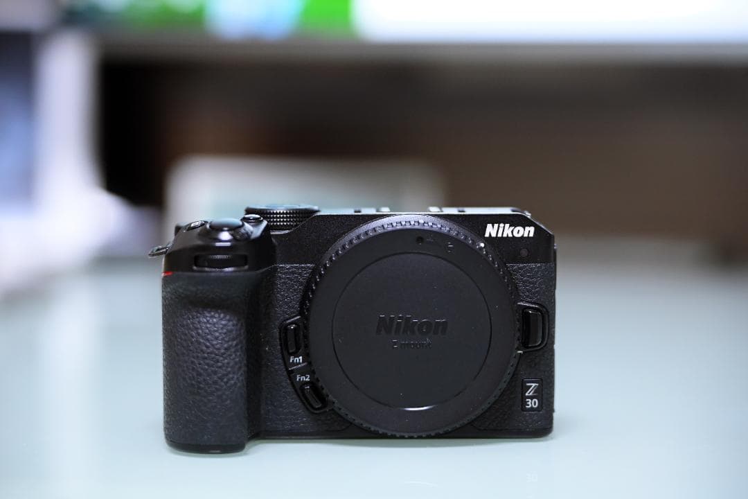 Nikon Z30 ミラーレスカメラ