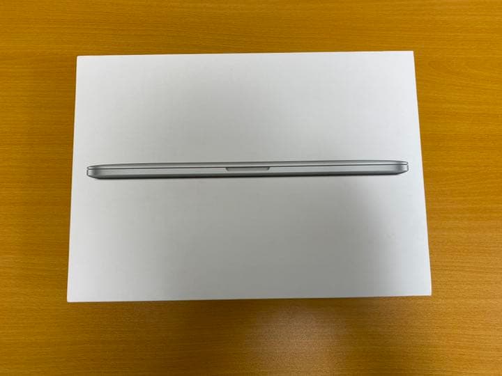 MacBook Pro ［MC976J/A］
