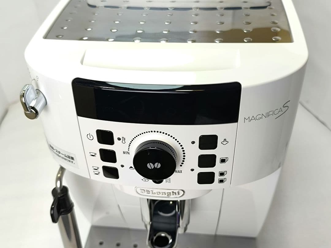 デロンギ　コンパクト全自動コーヒーマシンマグニフィカS ECAM22112W 4