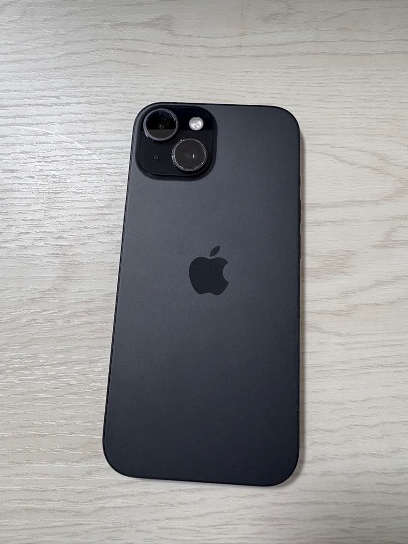 iPhone 15 128GB ブラック