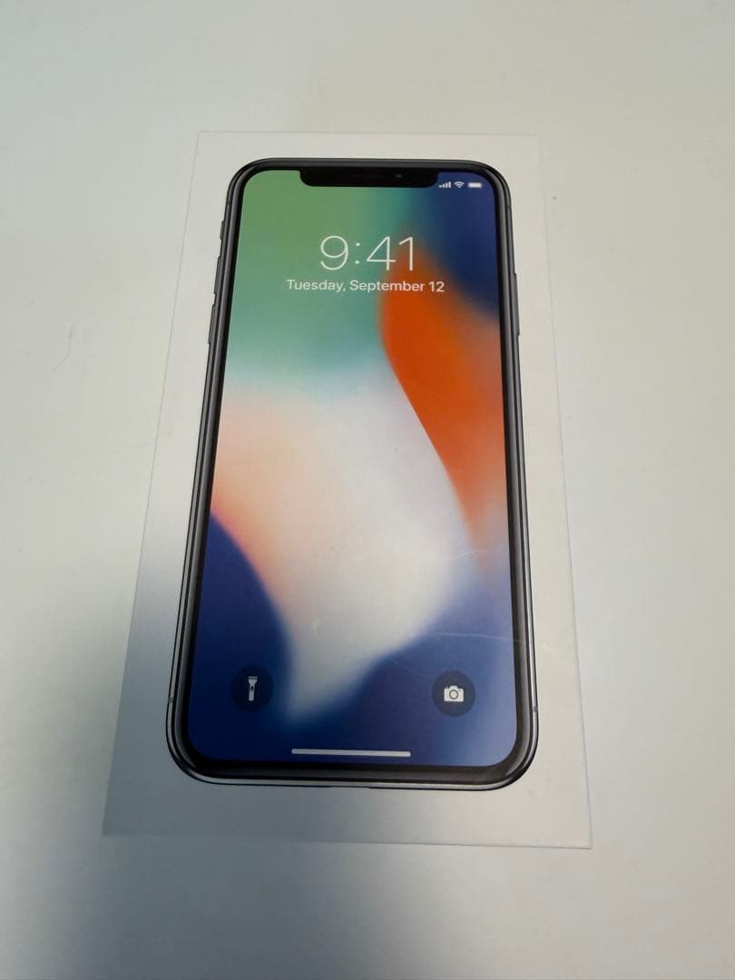 Apple iPhone 13proシルバー 本体